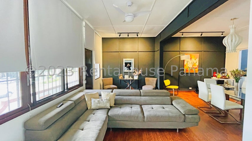 Spectacular Single Family Home